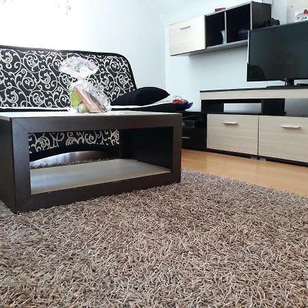 City Apartment Visoko Bagian luar foto