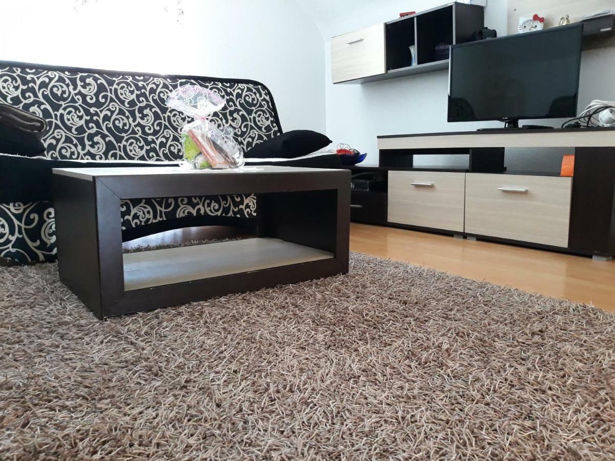 City Apartment Visoko Bagian luar foto