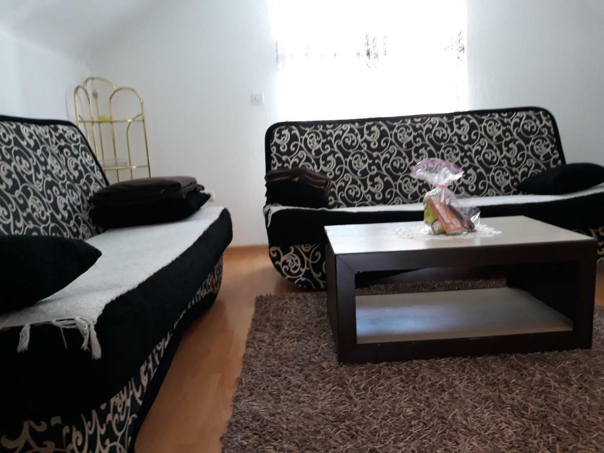 City Apartment Visoko Bagian luar foto